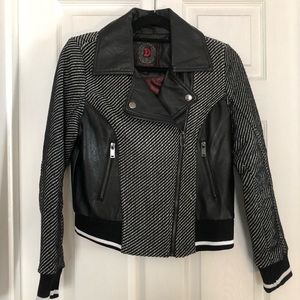 Never worn like new Dollhouse moto jacket size M